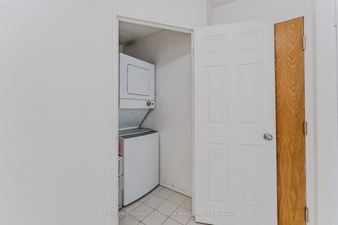 Photo 17 at 2507 - 55 Centre Avenue, Bay Street Corridor, Toronto