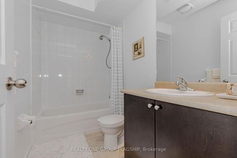 Photo 25 at 45 - 5035 Oscar Peterson Blvd Boulevard, Churchill Meadows, Mississauga