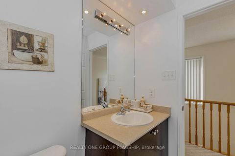 Photo 26 at 45 - 5035 Oscar Peterson Blvd Boulevard, Churchill Meadows, Mississauga