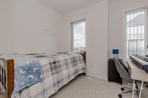 Photo 27 at 45 - 5035 Oscar Peterson Blvd Boulevard, Churchill Meadows, Mississauga