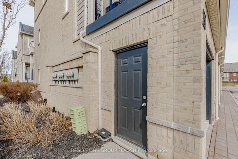 Photo 37 at 45 - 5035 Oscar Peterson Blvd Boulevard, Churchill Meadows, Mississauga