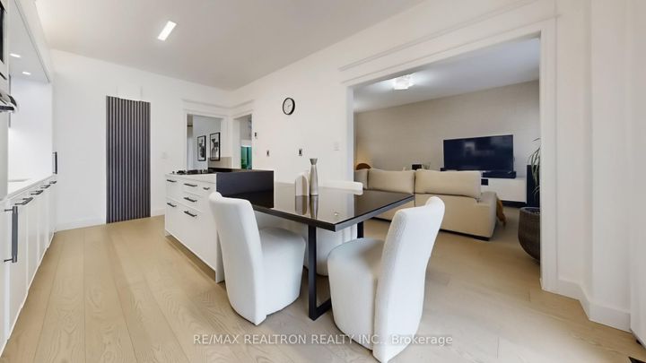 Photo 13 at 86 Eagle Peak Drive, Westbrook, Richmond Hill