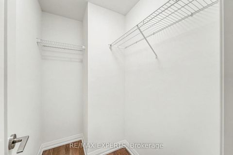 Photo 7 at 421 - 8960 Jane Street, Vellore Village, Vaughan