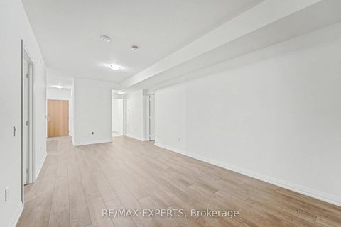 Photo 12 at 421 - 8960 Jane Street, Vellore Village, Vaughan