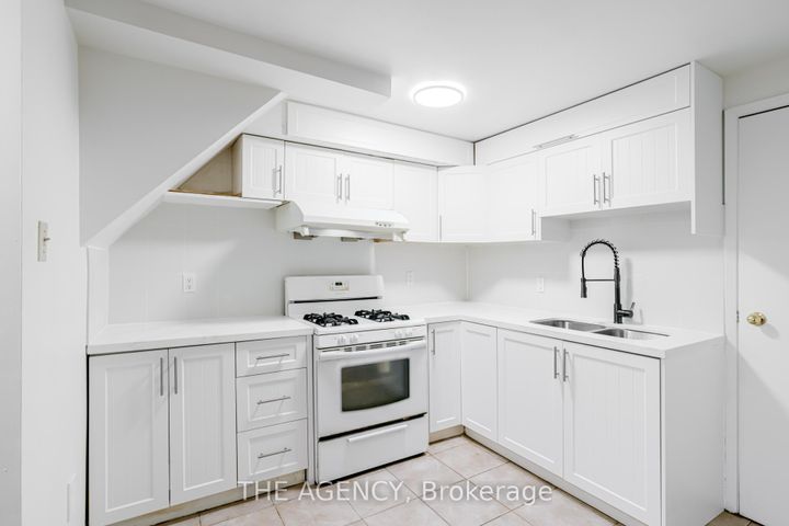 Photo 30 at 142 Greenbrae Circuit, Woburn, Toronto