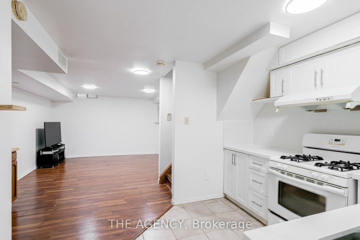 Photo 32 at 142 Greenbrae Circuit, Woburn, Toronto