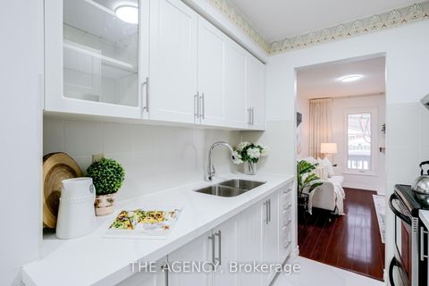 Photo 8 at 142 Greenbrae Circuit, Woburn, Toronto