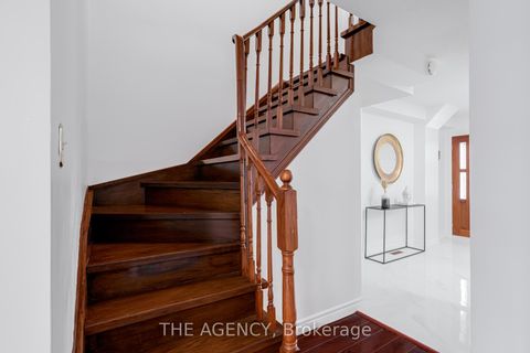 Photo 13 at 142 Greenbrae Circuit, Woburn, Toronto