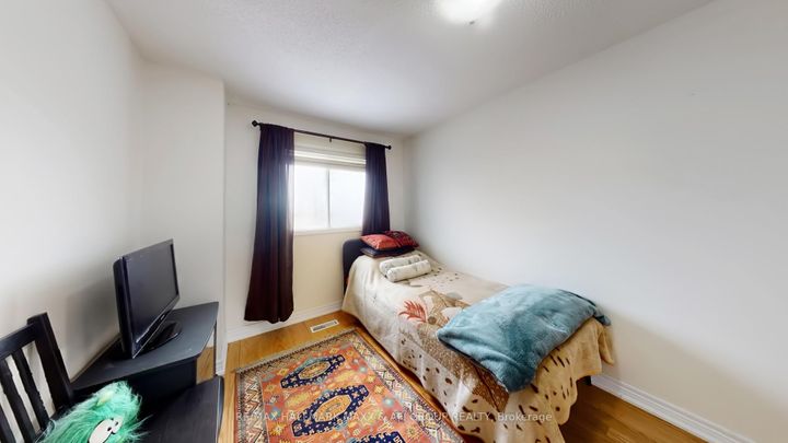 Photo 23 at 13 Don Head Village Boulevard, North Richvale, Richmond Hill