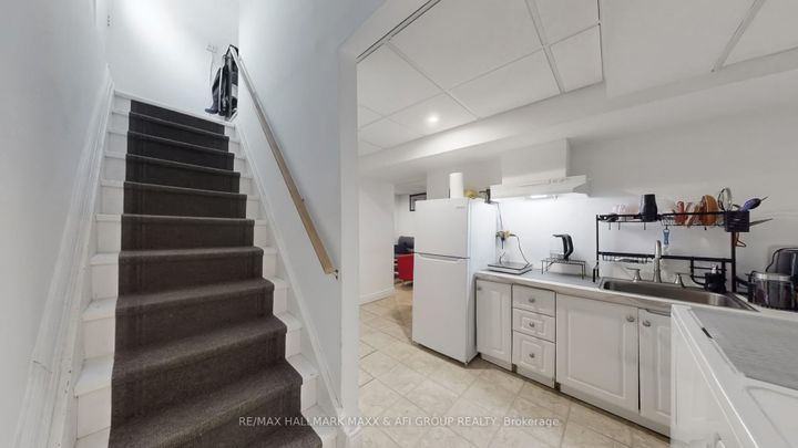 Photo 31 at 13 Don Head Village Boulevard, North Richvale, Richmond Hill