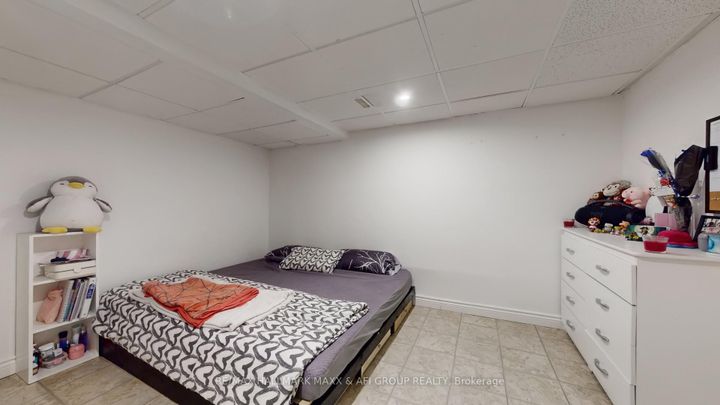 Photo 35 at 13 Don Head Village Boulevard, North Richvale, Richmond Hill