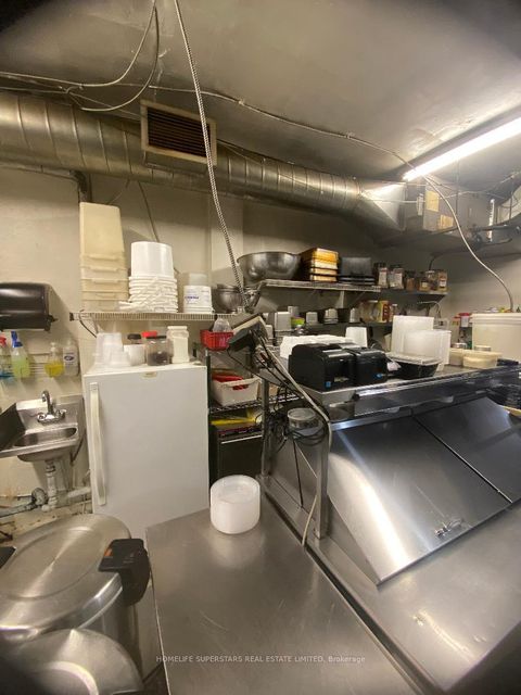 Photo 11 at 1753 Avenue Road E, Nortown, Toronto