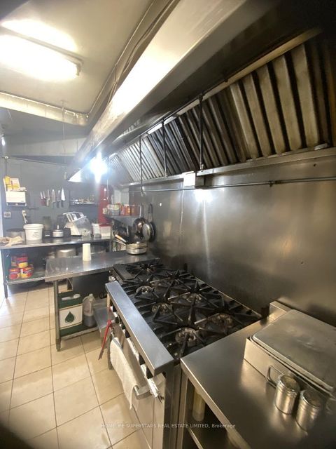 Photo 14 at 1753 Avenue Road E, Nortown, Toronto