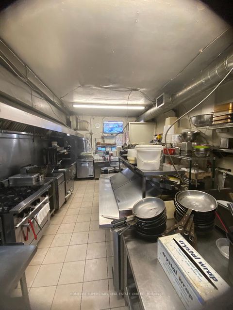 Photo 18 at 1753 Avenue Road E, Nortown, Toronto