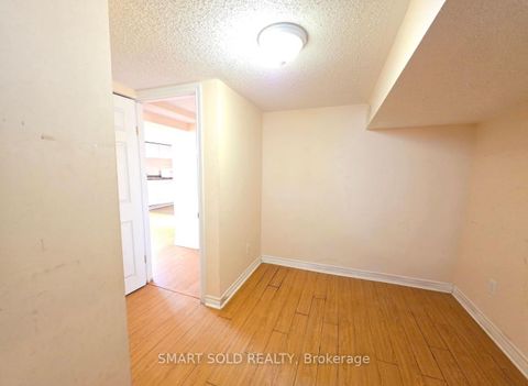 Photo 27 at 438 Marybay Crescent, Crosby, Richmond Hill