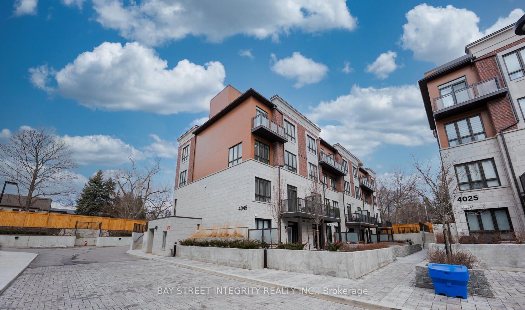 7 - 4045 Hickory Drive, Rathwood, Mississauga 