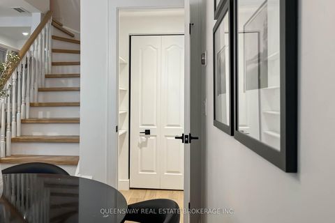 Photo 6 at 19 - 232 St. George Street, Annex, Toronto