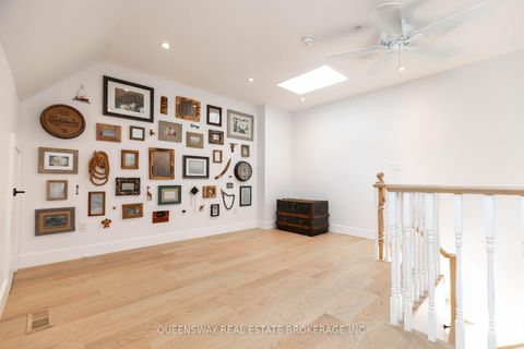 Photo 14 at 19 - 232 St. George Street, Annex, Toronto