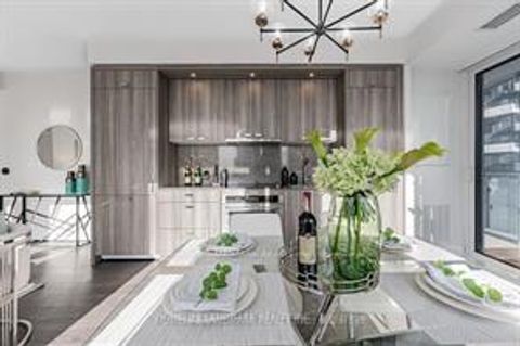 Photo 3 at 914 - 480 Front Street W, Waterfront Communities C1, Toronto