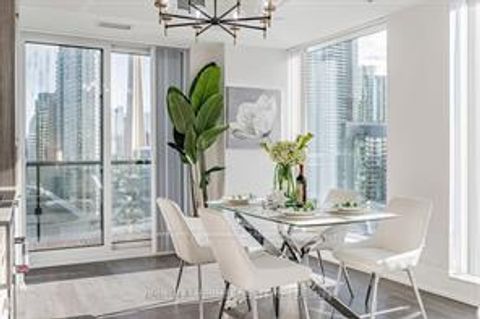 Photo 6 at 914 - 480 Front Street W, Waterfront Communities C1, Toronto