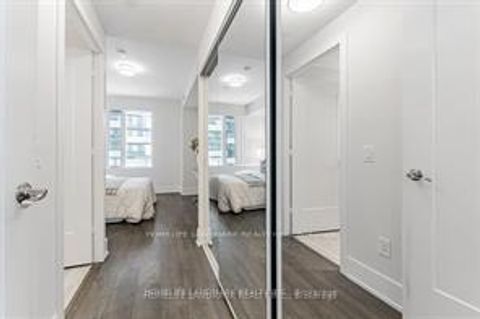 Photo 12 at 914 - 480 Front Street W, Waterfront Communities C1, Toronto