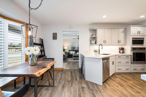 Photo 13 at 154 Mary Street, Creemore, Clearview