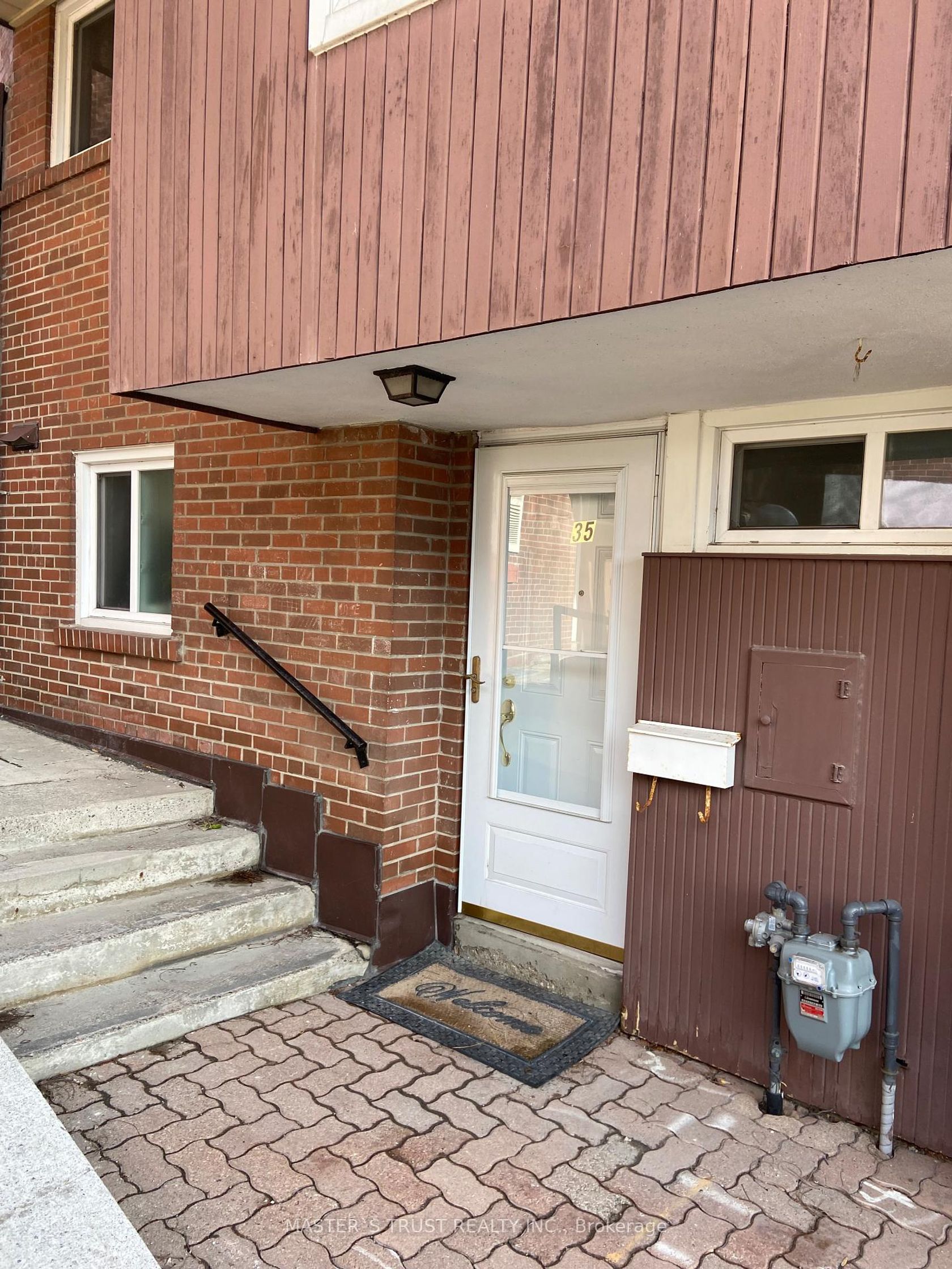 35 - 10 Esterbrooke Avenue, Don Valley Village, Toronto 