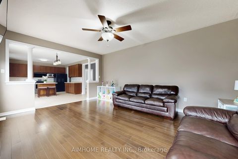 Photo 11 at 8 Brookhurst Avenue, Keswick South, Georgina