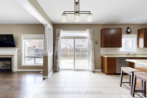 Photo 16 at 8 Brookhurst Avenue, Keswick South, Georgina