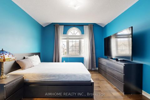 Photo 33 at 8 Brookhurst Avenue, Keswick South, Georgina