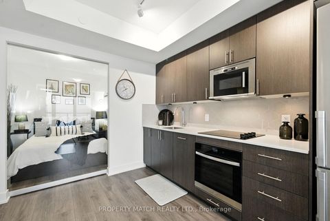 Photo 7 at 802 - 2545 Simcoe Street N, Windfields, Oshawa