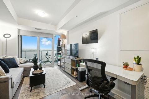 Photo 9 at 802 - 2545 Simcoe Street N, Windfields, Oshawa