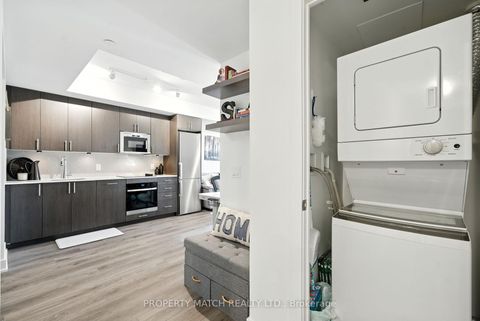 Photo 14 at 802 - 2545 Simcoe Street N, Windfields, Oshawa