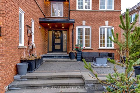 Photo 1 at 75 Rockwood Crescent, Beverley Glen, Vaughan