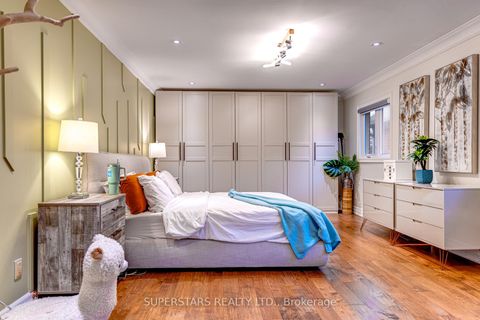 Photo 18 at 75 Rockwood Crescent, Beverley Glen, Vaughan