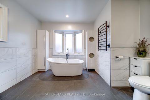 Photo 21 at 75 Rockwood Crescent, Beverley Glen, Vaughan