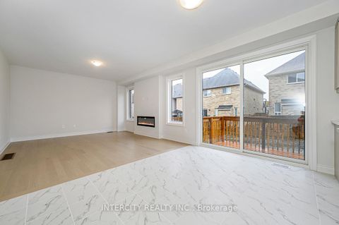 Photo 18 at 51 Bostock Drive, Keswick South, Georgina