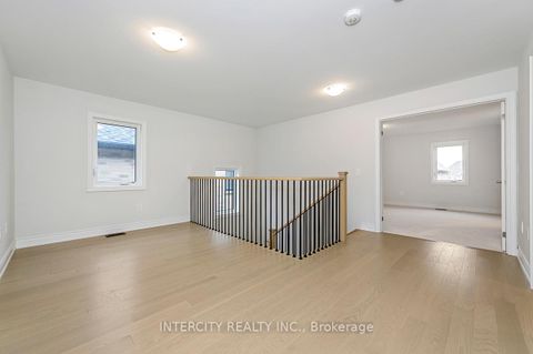 Photo 25 at 51 Bostock Drive, Keswick South, Georgina