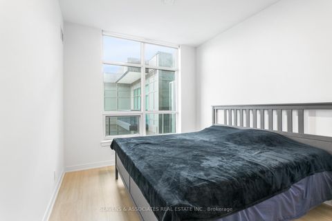 Photo 18 at A719 - 30 Upper Mall Way, Brownridge, Vaughan