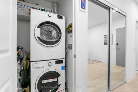 Photo 22 at A719 - 30 Upper Mall Way, Brownridge, Vaughan