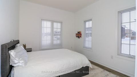 Photo 10 at 1 Harvest Crescent, Rural Barrie Southeast, Barrie