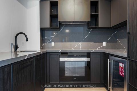 Photo 16 at 1310 - 1050 Eastern Avenue, The Beaches, Toronto