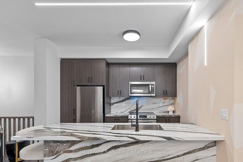 Photo 12 at TH114 - 30 William Jackson Way, New Toronto, Toronto