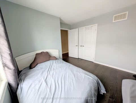 Photo 11 at 105 James Parrott Avenue, Wismer, Markham