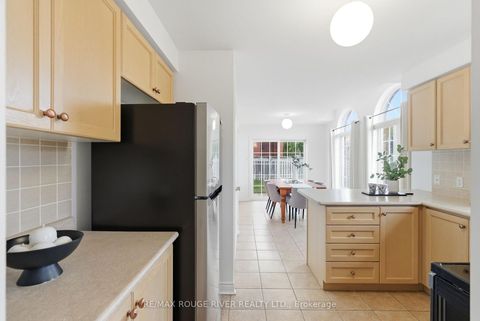 Photo 12 at 36 Tormina Boulevard, Taunton North, Whitby