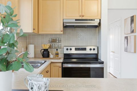 Photo 16 at 36 Tormina Boulevard, Taunton North, Whitby