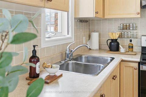 Photo 18 at 36 Tormina Boulevard, Taunton North, Whitby