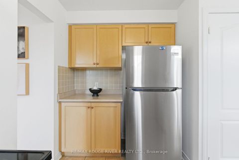 Photo 19 at 36 Tormina Boulevard, Taunton North, Whitby