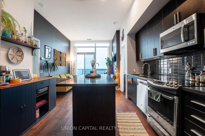 Photo 7 at PH02 - 2212 Lake Shore Boulevard W, Mimico, Toronto