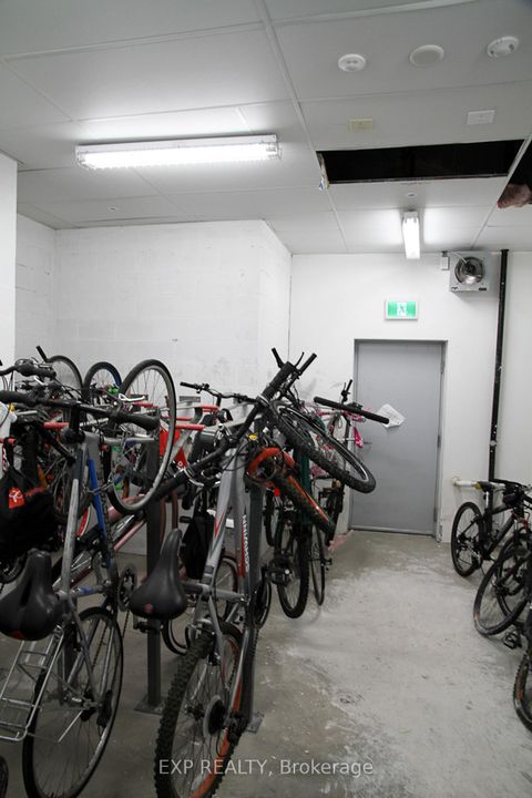 Photo 27 at 206 - 2800 Keele Street, CFB, Toronto